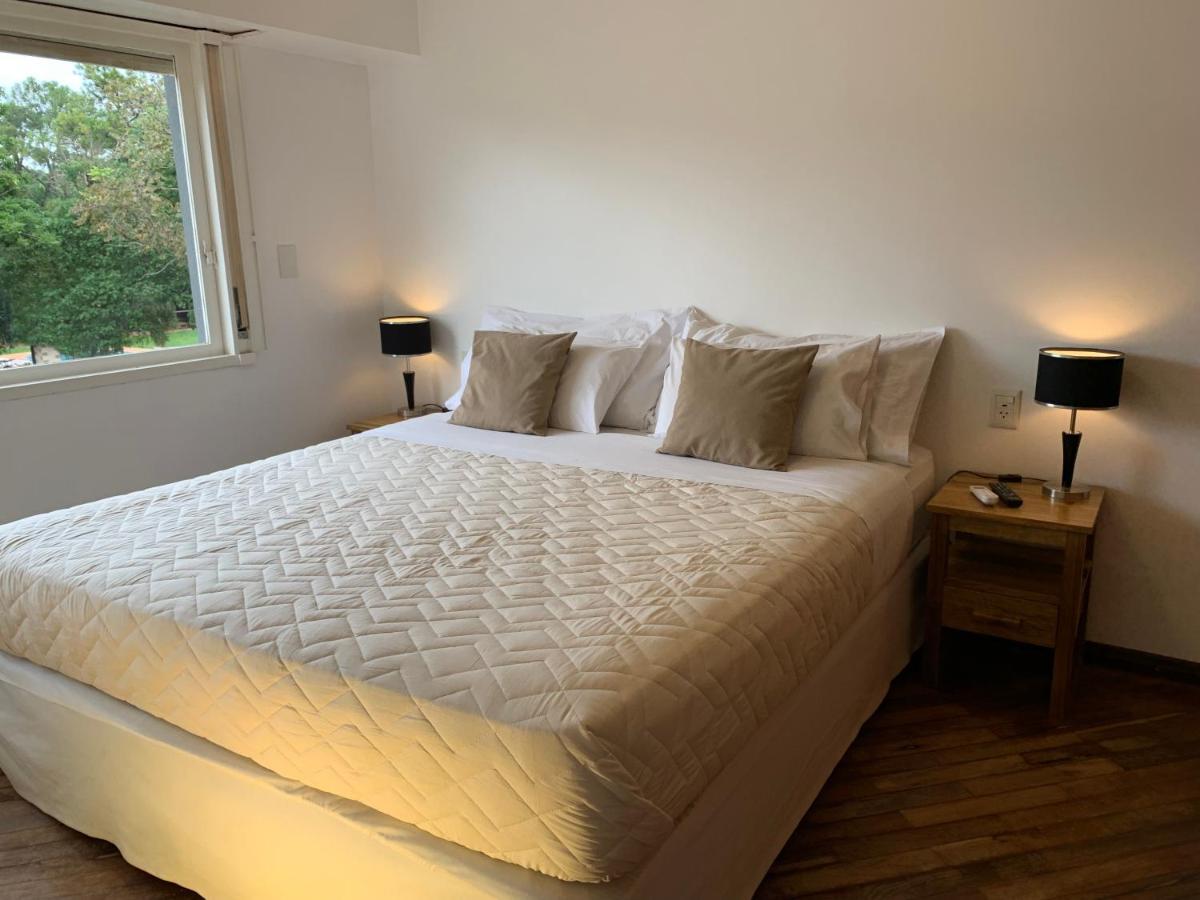 Marin Apartments ปูแอร์โตอีกวาซู ภายนอก รูปภาพ